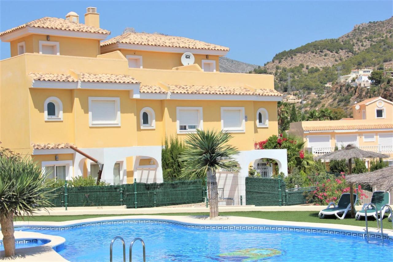 Montesol28 * Calp